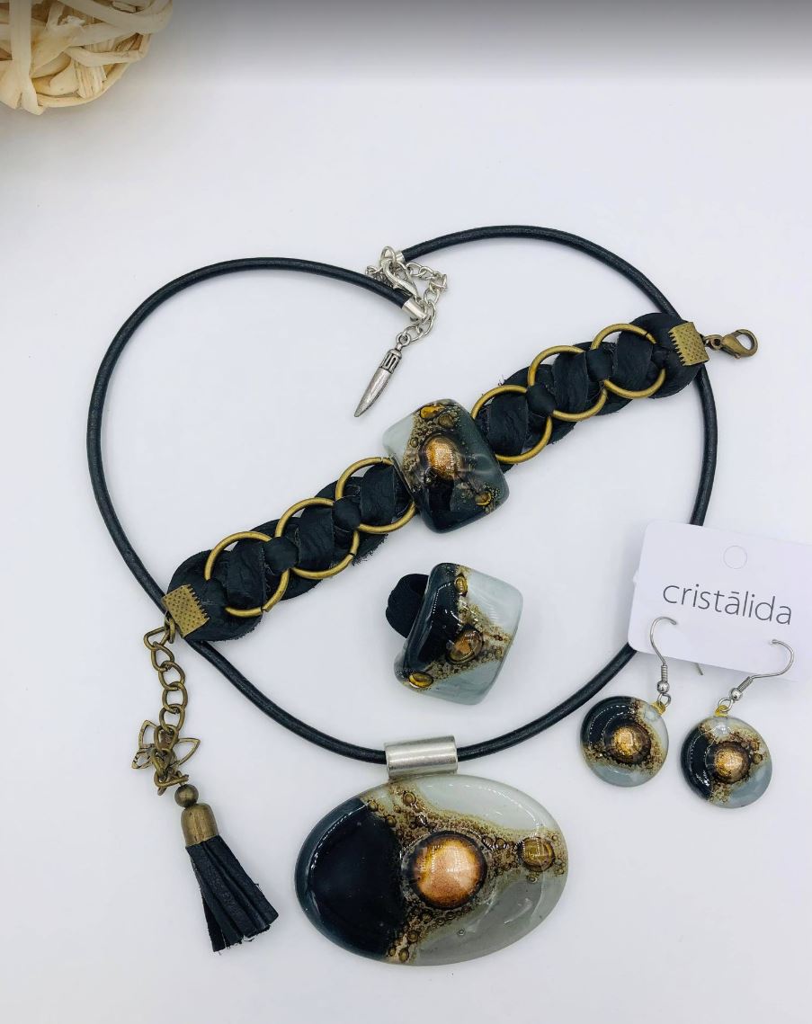 Cristalida Black Jewelry Set