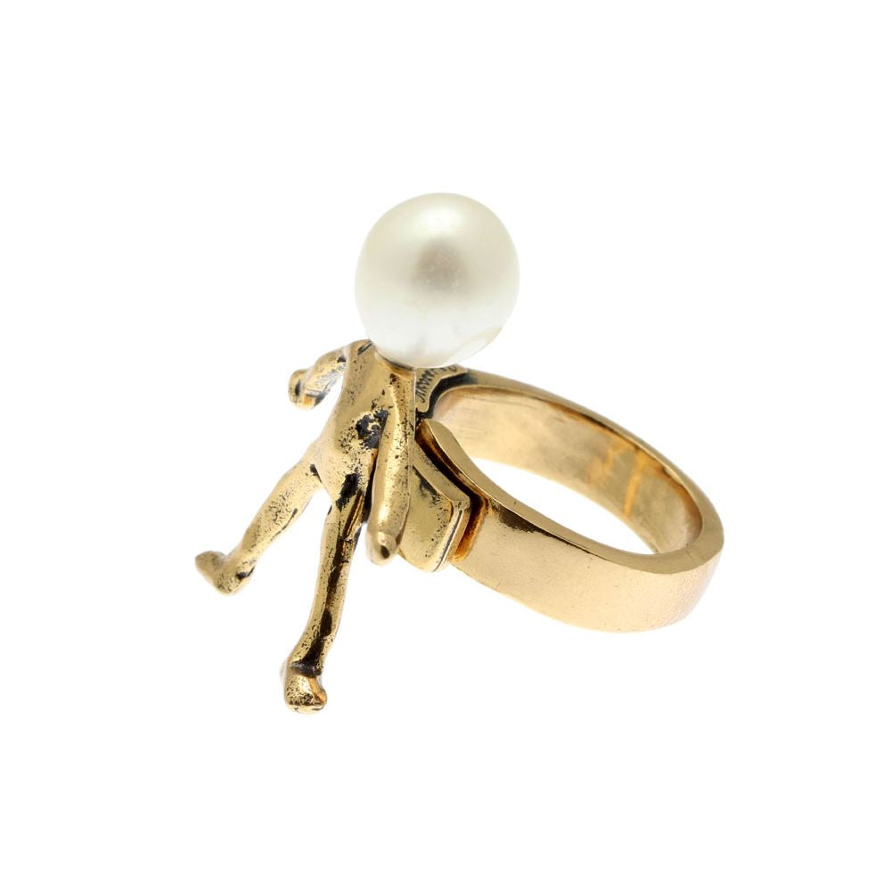 costume pearl ring