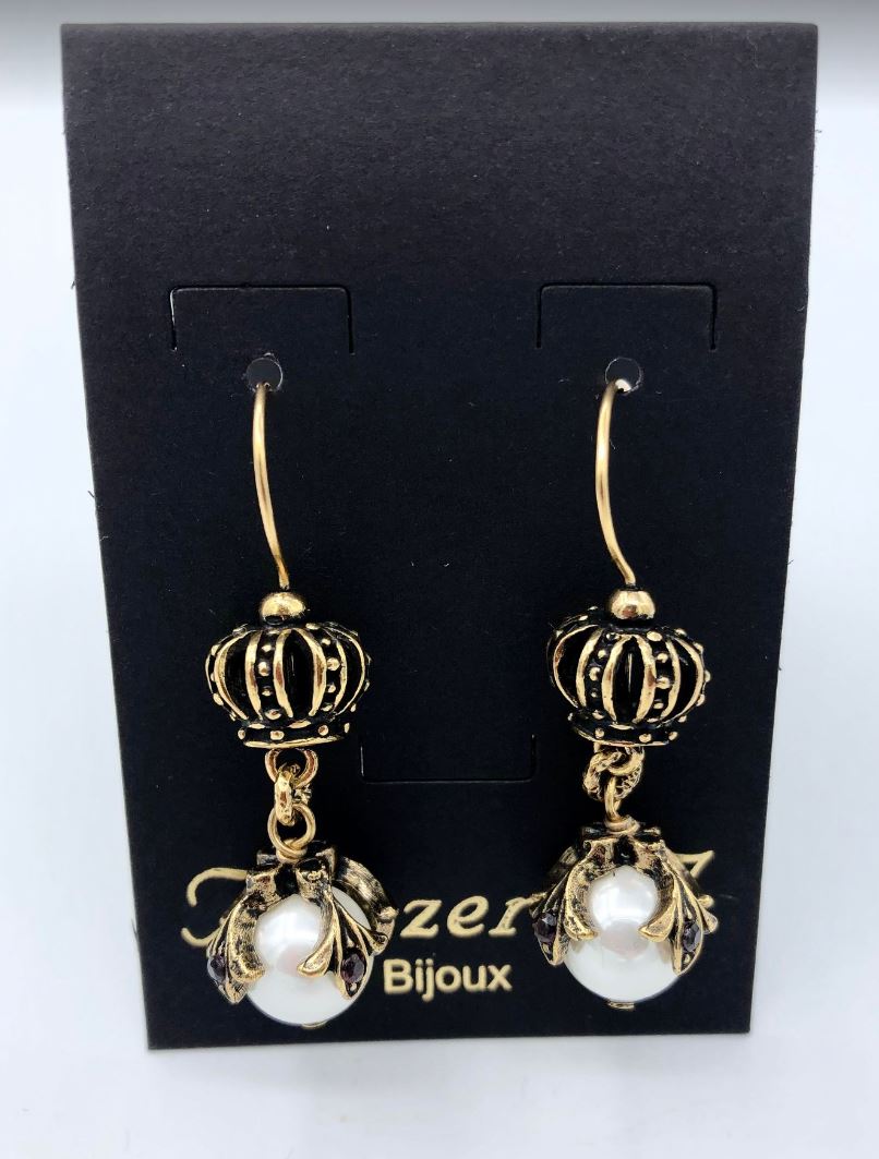 retro style earrings