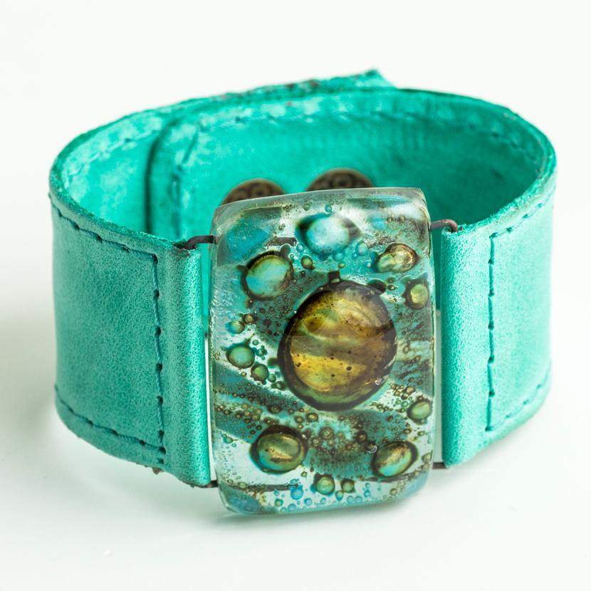3 cm leather bracelet light emerald - JOYasForYou