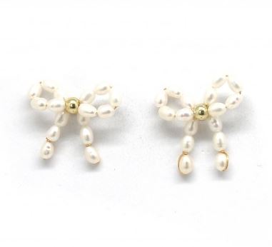 Habana Paris Bow Pearl Earrings For Women / Baroque Pearls, Brass / Costume Jewelry