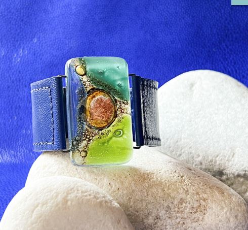 Cristalida Fashion Leather Bracelet / Fused Glass, Leather / Bright Blue, Green, Yellow / 1.1 Inches, 3 Cm / Gift Idea