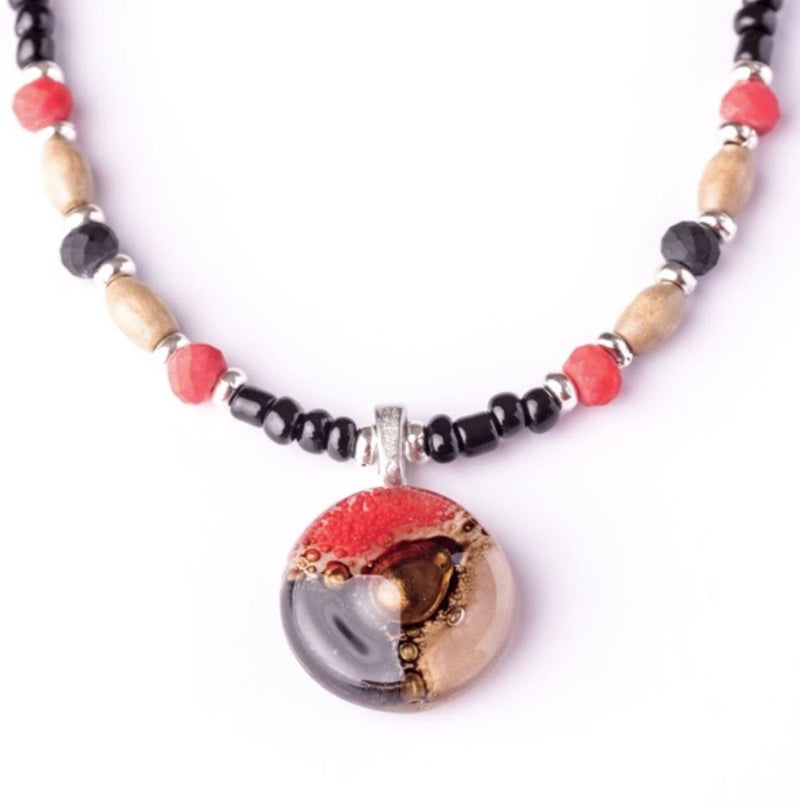 Cristalida Short Necklace For Women / Red, Black, Beige / Fused Glass, Wood, Leather / Chocker Chic