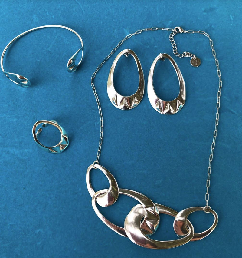 Ori Tao Costume Jewelry Set Rokia / Necklace, Earrings, Bracelet, Ring/ Brass, Antic Silver Patina