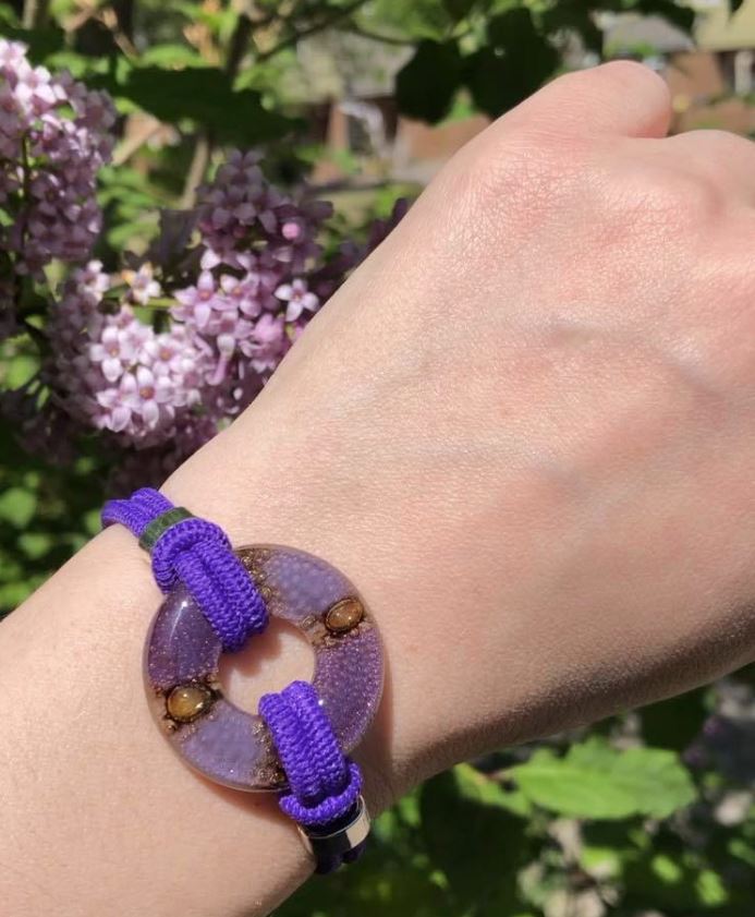 Cristalida  Stretch Bracelet / Fused Glass, Elastic/ Bright Purple / Fashion Jewelry / Infinito